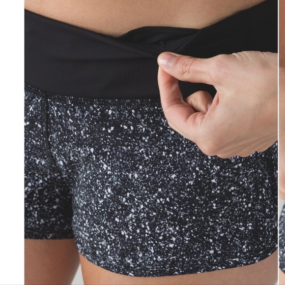 Lululemon women's speed up shorts Black White Splatter Speckled Running - Picture 8 of 9